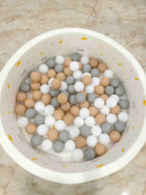 Load image into Gallery viewer, Little K 100pcs Ballpit Balls
