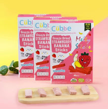 Load image into Gallery viewer, Cubbe Freeze Dried Strawberry &amp; Banana Melty Sticks (6month+)
