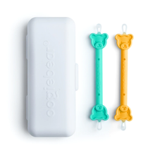 Load image into Gallery viewer, Oogiebear Baby Booger Picker 2-Pack with Case
